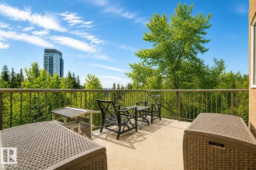 10309 Villa Avenue, Edmonton, AB - Outdoor