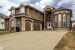 195 KULAWY Drive  Edmonton, AB T6C 7E4