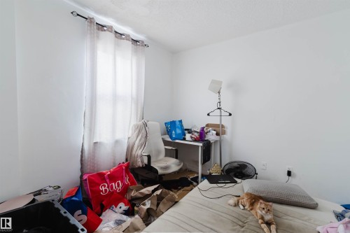 Image quality insufficient for description - 12223 127 Street, Edmonton, AB - Indoor