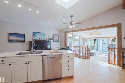 4212 Aspen Drive E, Edmonton, AB - Indoor Photo Showing Kitchen With Double Sink
