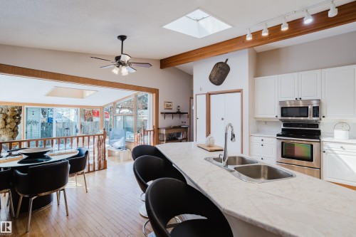 4212 Aspen Drive E, Edmonton, AB - Indoor Photo Showing Kitchen With Double Sink