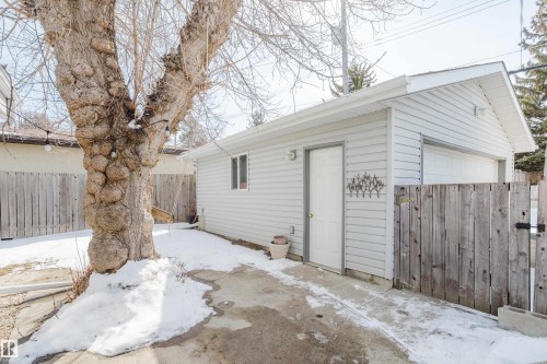 4212 Aspen Drive E, Edmonton, AB - Outdoor With Exterior