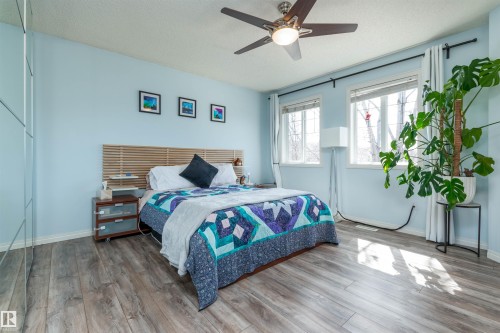 12204 18 Avenue, Edmonton, AB - Indoor Photo Showing Bedroom