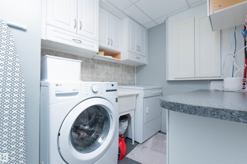 12204 18 Avenue, Edmonton, AB - Indoor Photo Showing Laundry Room