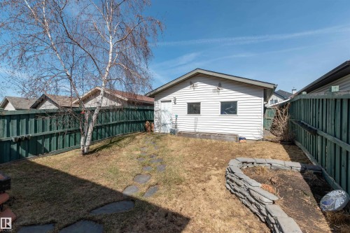12204 18 Avenue, Edmonton, AB - Outdoor