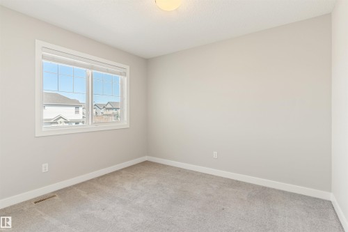 8011 Evans Crescent, Edmonton, AB - Indoor Photo Showing Other Room