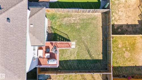 8011 Evans Crescent, Edmonton, AB - Outdoor