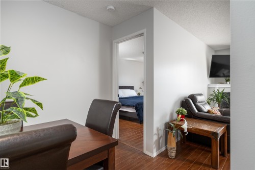 340 17447 98A Avenue, Edmonton, AB - Indoor Photo Showing Office