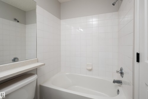 340 17447 98A Avenue, Edmonton, AB - Indoor Photo Showing Bathroom