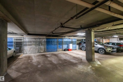 340 17447 98A Avenue, Edmonton, AB - Indoor Photo Showing Garage