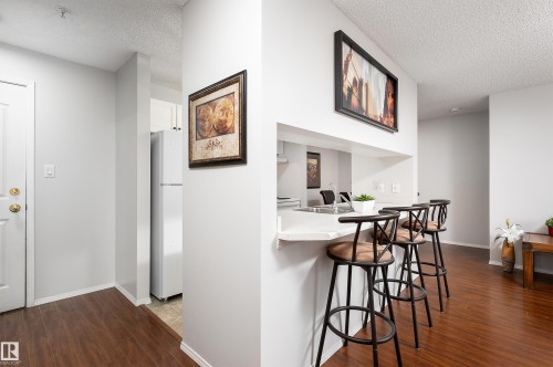 340 17447 98A Avenue, Edmonton, AB - Indoor Photo Showing Other Room