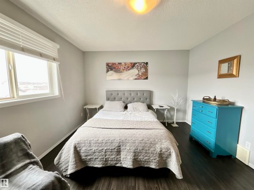 17936 85 Street, Edmonton, AB - Indoor Photo Showing Bedroom