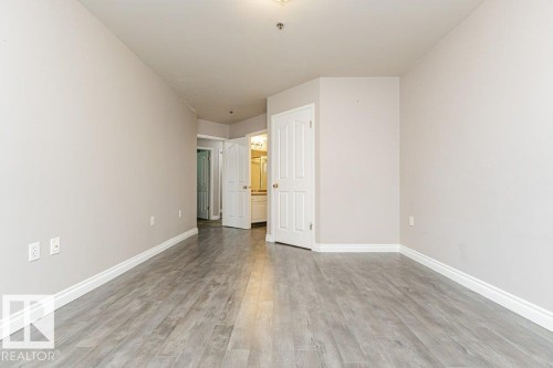 101 10809 Saskatchewan Drive, Edmonton, AB - Indoor Photo Showing Other Room