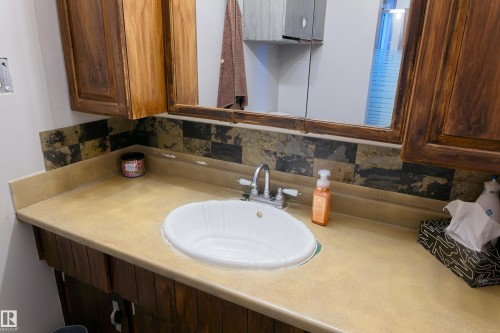 4904 43A Street, Barrhead, AB - Indoor Photo Showing Bathroom