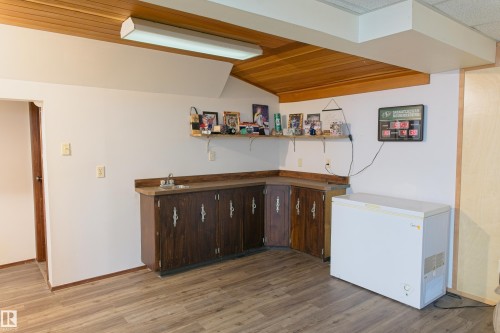 4904 43A Street, Barrhead, AB - Indoor Photo Showing Other Room