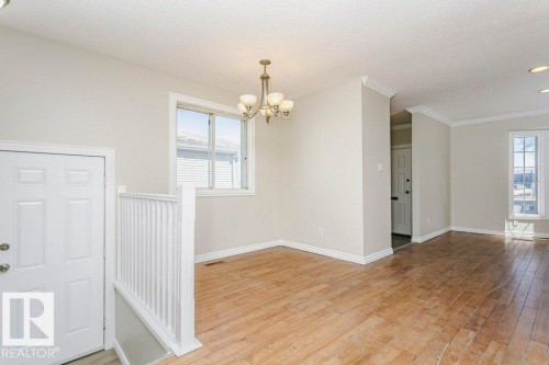 14304 32 Street, Edmonton, AB - Indoor Photo Showing Other Room