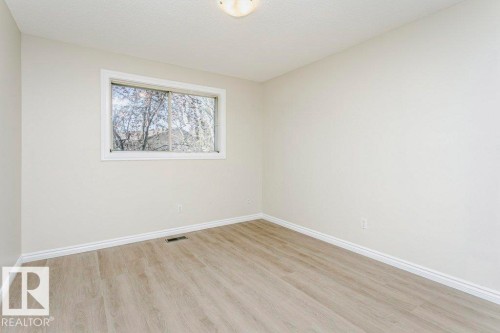 14304 32 Street, Edmonton, AB - Indoor Photo Showing Other Room