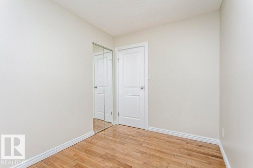 14304 32 Street, Edmonton, AB - Indoor Photo Showing Other Room