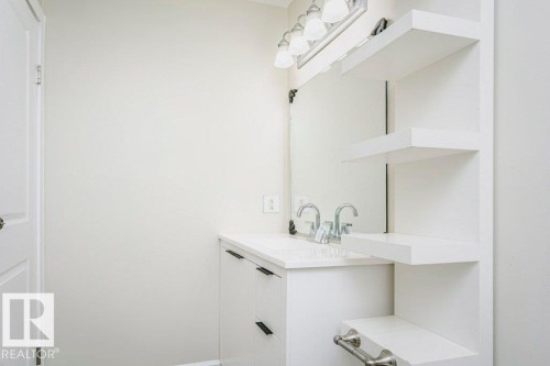 14304 32 Street, Edmonton, AB - Indoor Photo Showing Bathroom