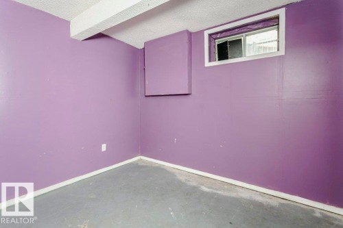 14304 32 Street, Edmonton, AB - Indoor Photo Showing Other Room