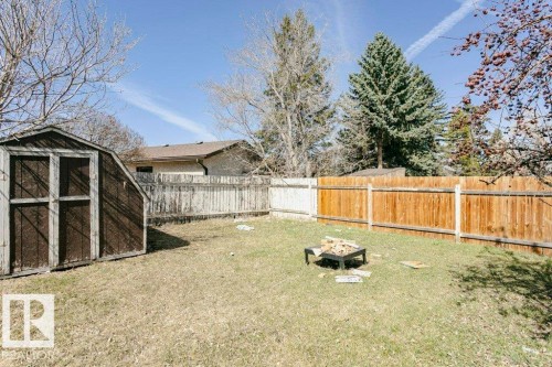 14304 32 Street, Edmonton, AB - Outdoor With Backyard