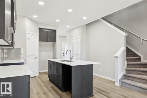 309 Edgemont Drive, Edmonton, AB - Indoor Photo Showing Other Room