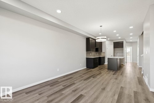 309 Edgemont Drive, Edmonton, AB - Indoor Photo Showing Other Room