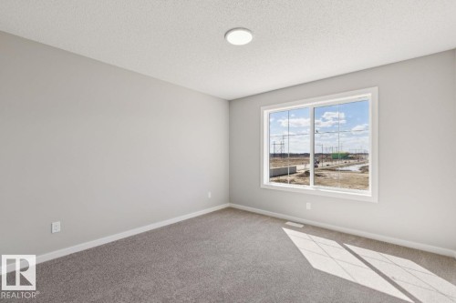 309 Edgemont Drive, Edmonton, AB - Indoor Photo Showing Other Room