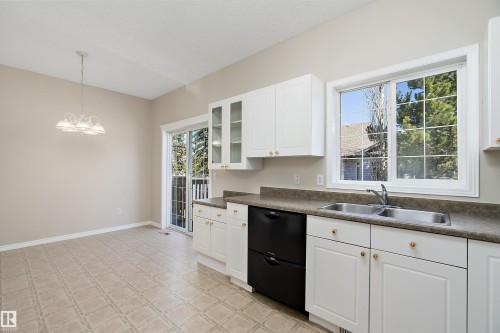 4 1780 Glastonbury Boulevard, Edmonton, AB - Indoor Photo Showing Kitchen With Double Sink