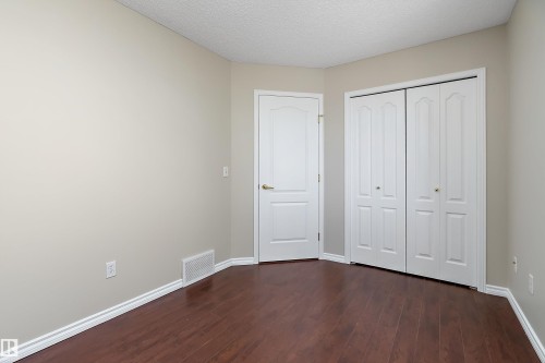 4 1780 Glastonbury Boulevard, Edmonton, AB - Indoor Photo Showing Other Room
