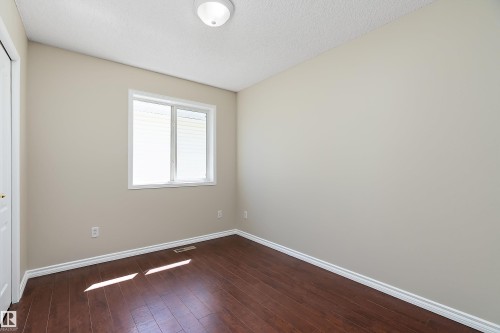 4 1780 Glastonbury Boulevard, Edmonton, AB - Indoor Photo Showing Other Room