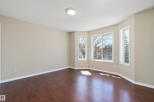 4 1780 Glastonbury Boulevard, Edmonton, AB - Indoor Photo Showing Other Room