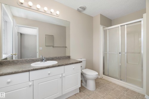 4 1780 Glastonbury Boulevard, Edmonton, AB - Indoor Photo Showing Bathroom