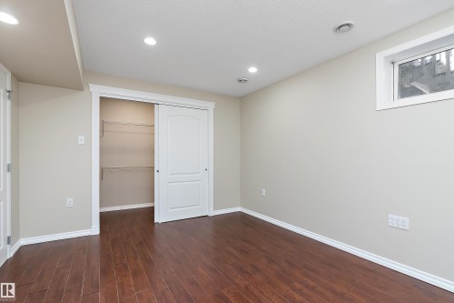 4 1780 Glastonbury Boulevard, Edmonton, AB - Indoor Photo Showing Other Room