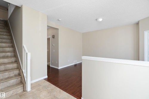 4 1780 Glastonbury Boulevard, Edmonton, AB - Indoor Photo Showing Other Room