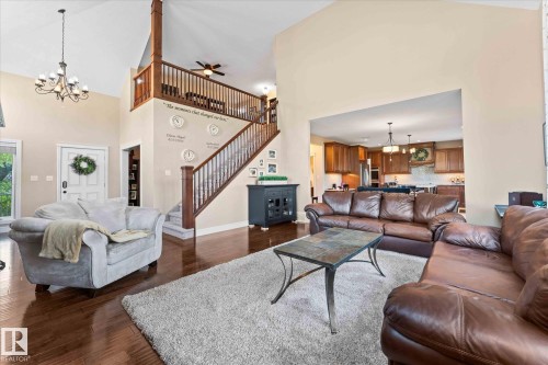 2 Vale Terrace, Fort Saskatchewan, AB - Indoor Photo Showing Living Room
