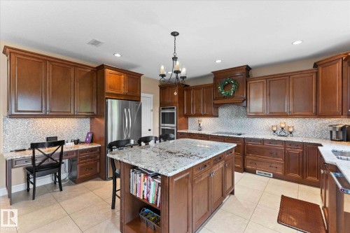2 Vale Terrace, Fort Saskatchewan, AB - Indoor Photo Showing Kitchen With Upgraded Kitchen