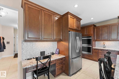 2 Vale Terrace, Fort Saskatchewan, AB - Indoor Photo Showing Kitchen