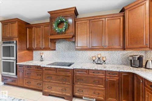 2 Vale Terrace, Fort Saskatchewan, AB - Indoor Photo Showing Kitchen