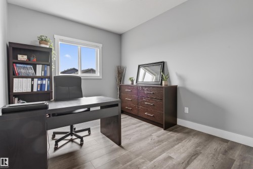 1445 Wildrye Crescent, Cold Lake, AB - Indoor Photo Showing Office