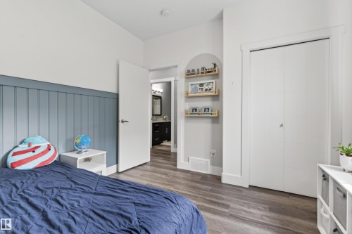 1445 Wildrye Crescent, Cold Lake, AB - Indoor Photo Showing Bedroom
