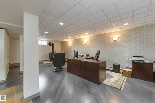 9503 77 Street, Edmonton, AB - Indoor Photo Showing Other Room