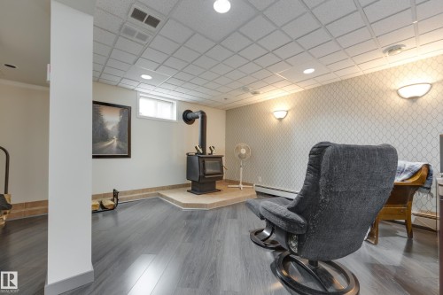 9503 77 Street, Edmonton, AB - Indoor