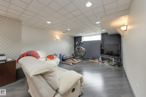 9503 77 Street, Edmonton, AB - Indoor Photo Showing Other Room