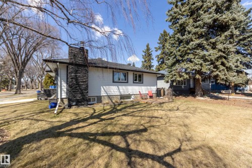 9503 77 Street, Edmonton, AB - Outdoor