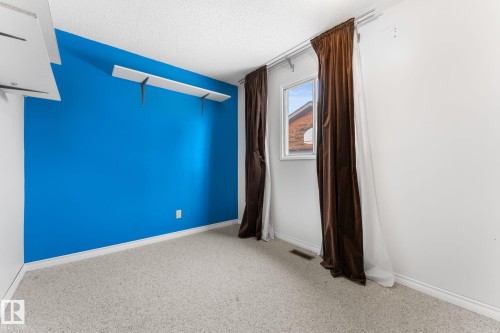 3422 138A Avenue Nw, Edmonton, AB - Indoor Photo Showing Other Room