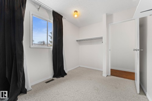 3422 138A Avenue Nw, Edmonton, AB - Indoor