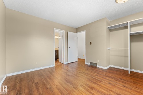 3422 138A Avenue Nw, Edmonton, AB - Indoor Photo Showing Other Room