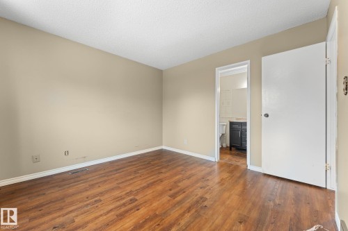 3422 138A Avenue Nw, Edmonton, AB - Indoor Photo Showing Other Room