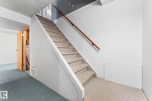 3422 138A Avenue Nw, Edmonton, AB - Indoor Photo Showing Other Room